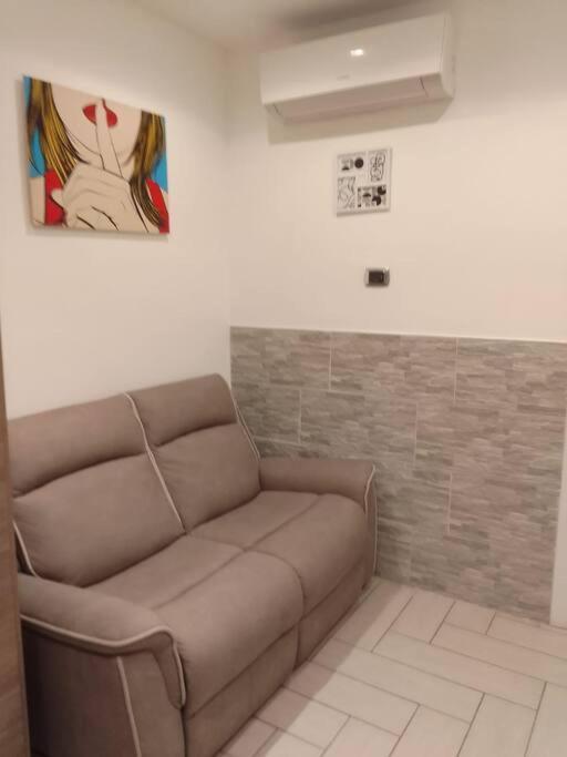 Oltre Me Apartment Bari Exterior photo