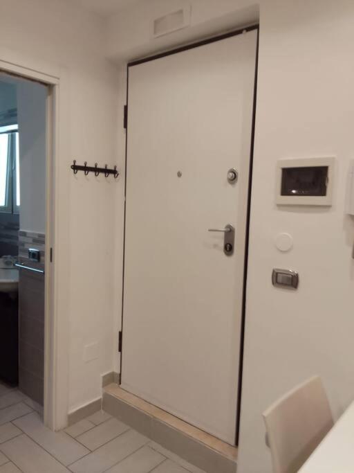 Oltre Me Apartment Bari Exterior photo